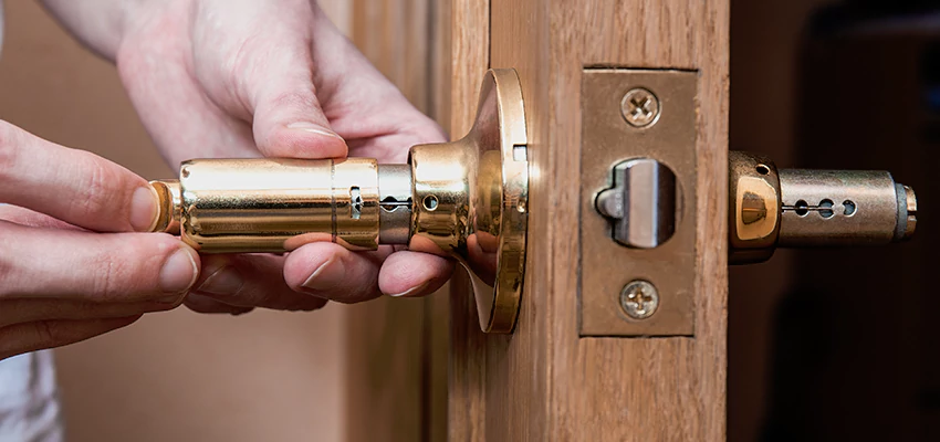 Padlock Lock Replacement Assistance in Paramount, CA