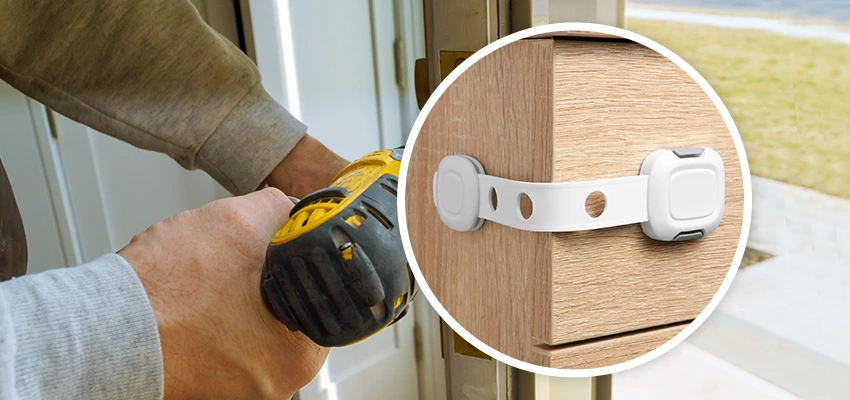 Childproof Sliding Door Locks in Paramount, CA