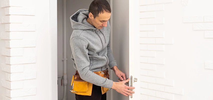 Nighttime Locksmith Near Me in Paramount, CA